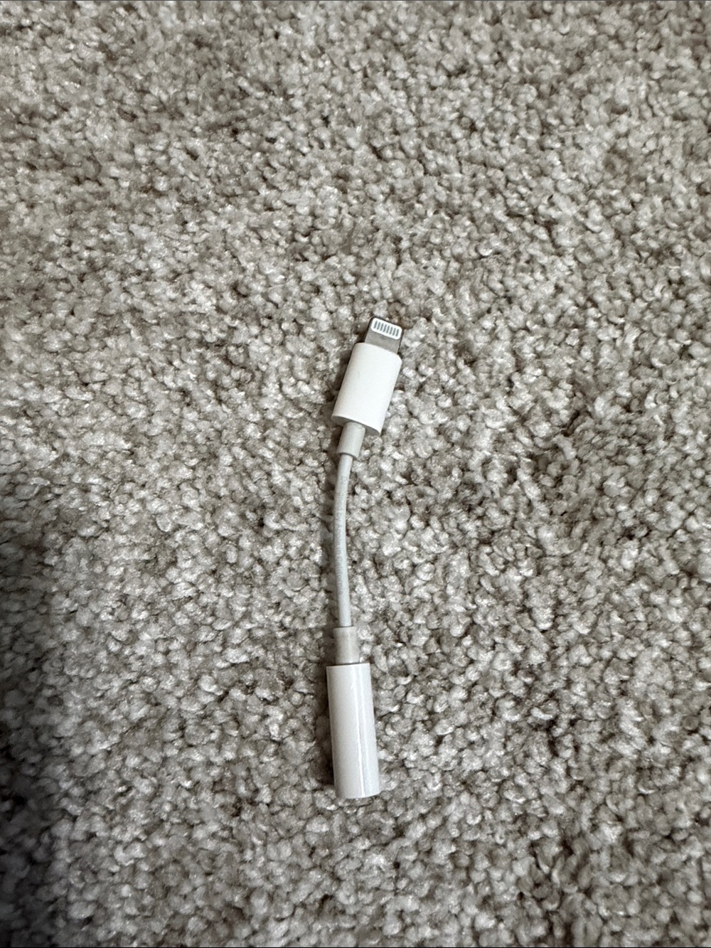 Apple White Lightning to 3.5mm Audio Adapter